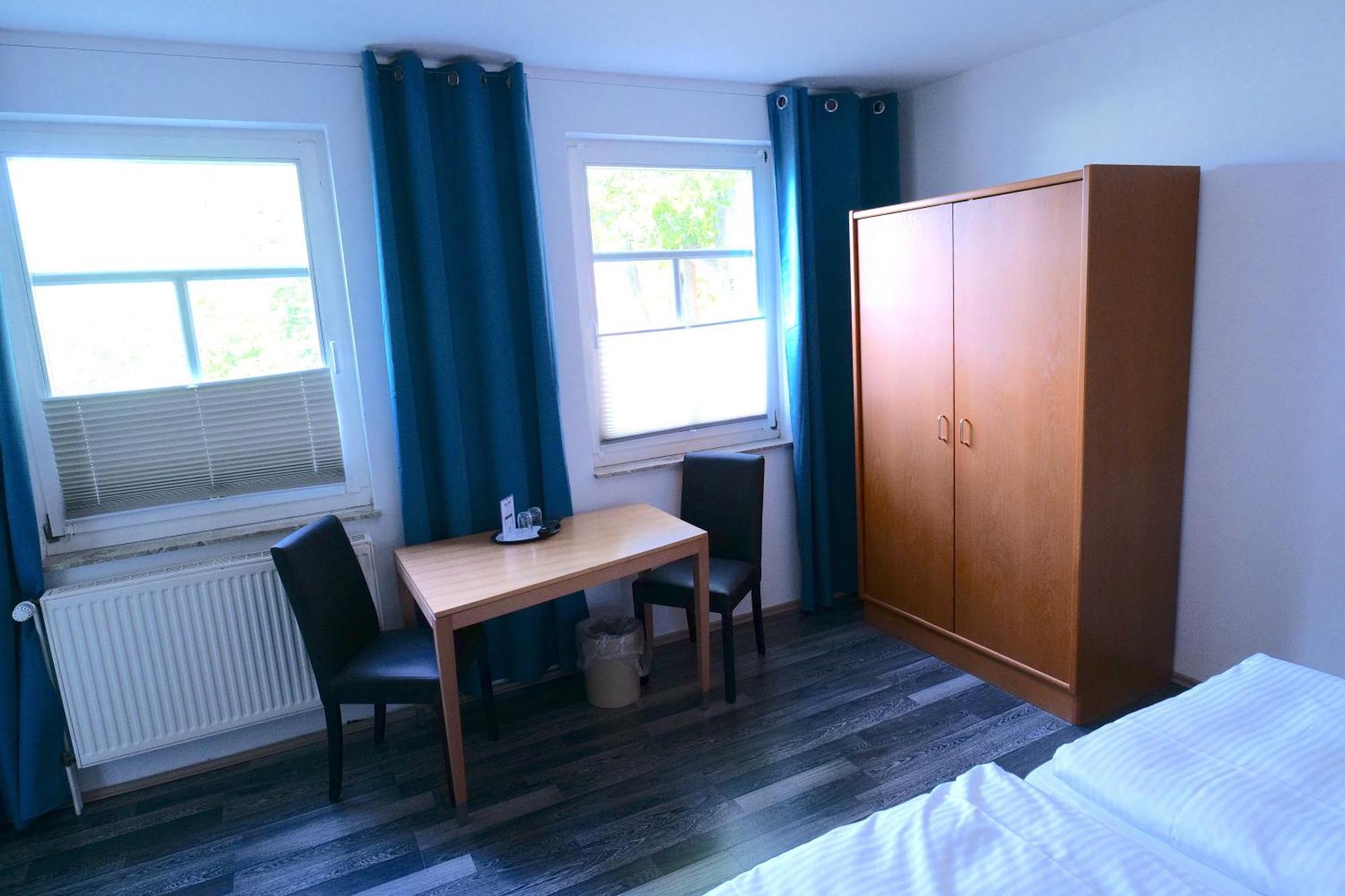 Hotel&Restaurant Am Bodden Putbus Extérieur photo