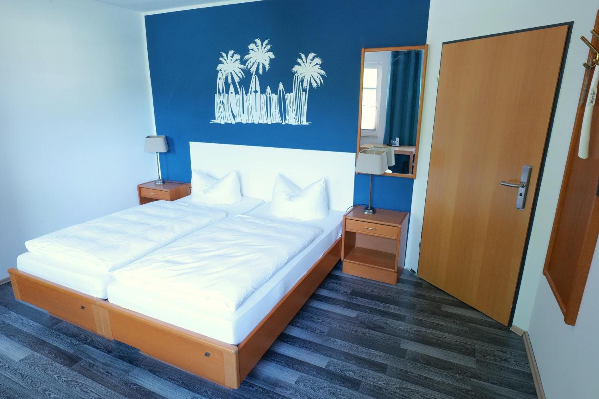 Hotel&Restaurant Am Bodden Putbus Extérieur photo