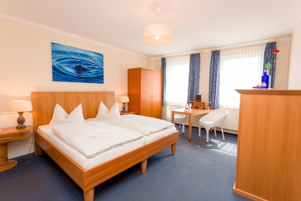Hotel&Restaurant Am Bodden Putbus Chambre photo
